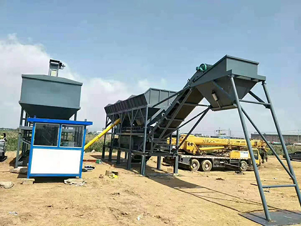移動式穩定（dìng）土拌合（hé）站